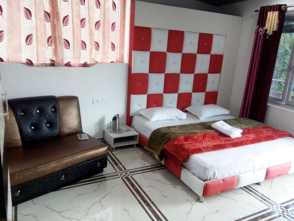 Hotel Dalhousie Hills מראה חיצוני תמונה